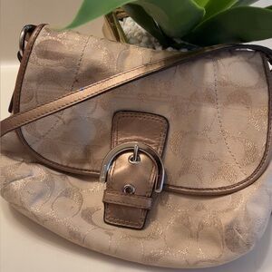 Elegant Cream Shoulder Bag
